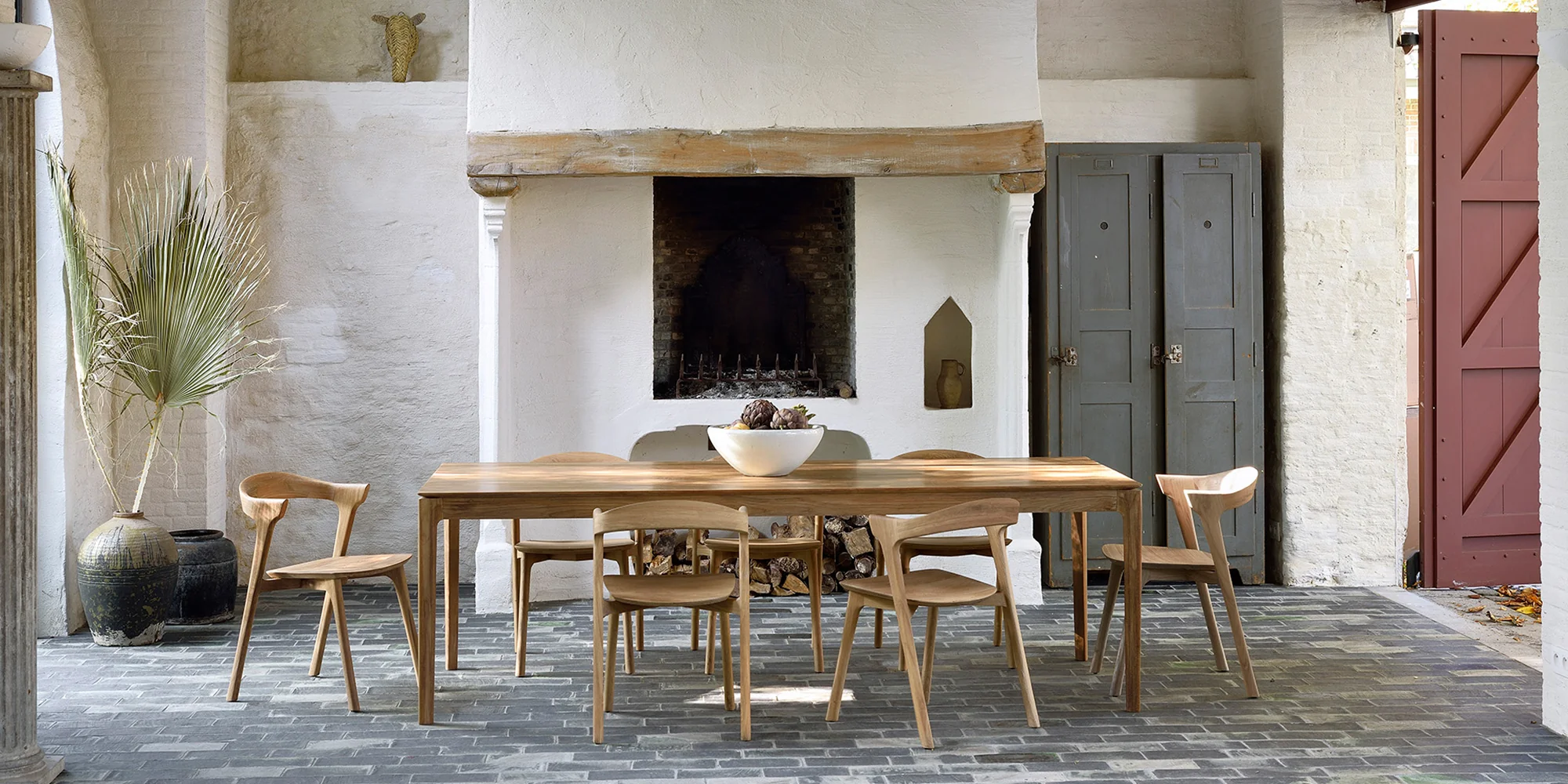 Bild der Ethnicraft Bok Stühle und Tische